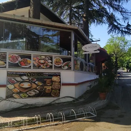 Nizam Butik Otel- Bistro * Adalar